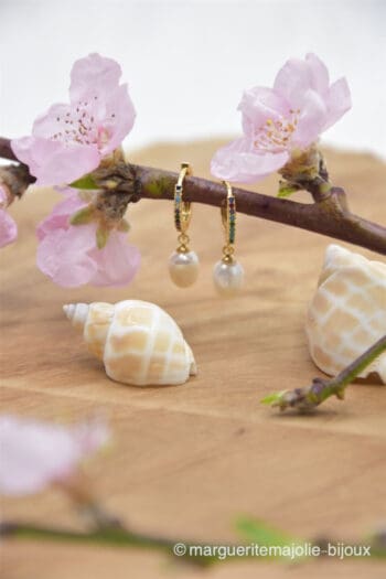 0302-margueritemajolie-eshop-bijoux-2022-boucles-oreilles-colliers-bagues-mars